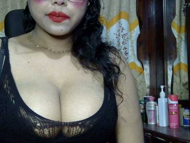 Nusrat-Mimi live cam preview