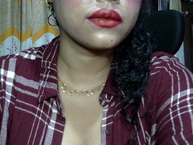 lima11 live cam on BongaCams