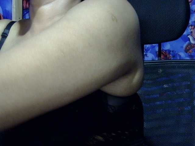 lima11 live webcam show
