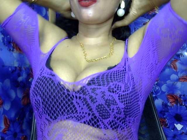 lima11 live cam on BongaCams