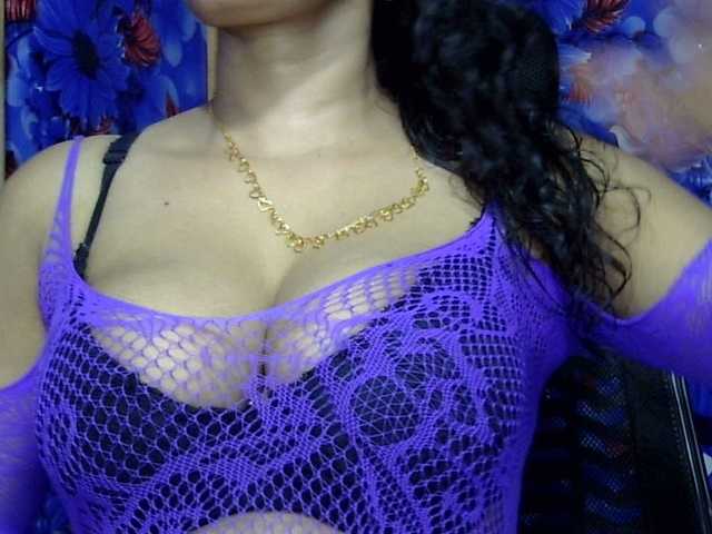lima11 live cam on BongaCams