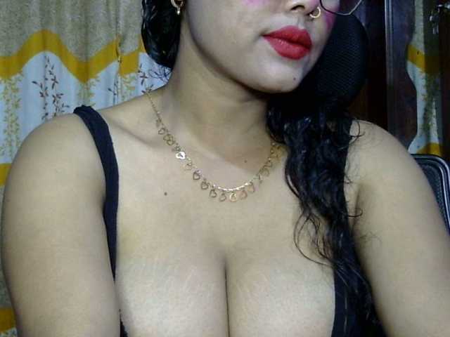 lima11 live cam on BongaCams