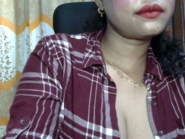 Nusrat-Mimi live cam preview