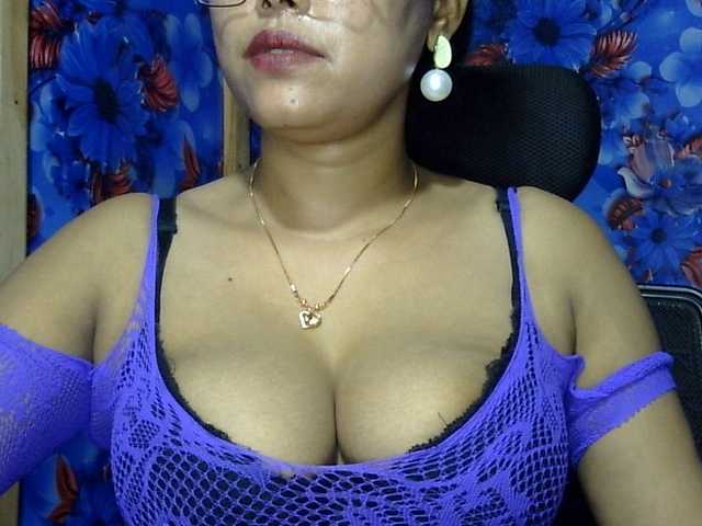 lima11 live cam on BongaCams