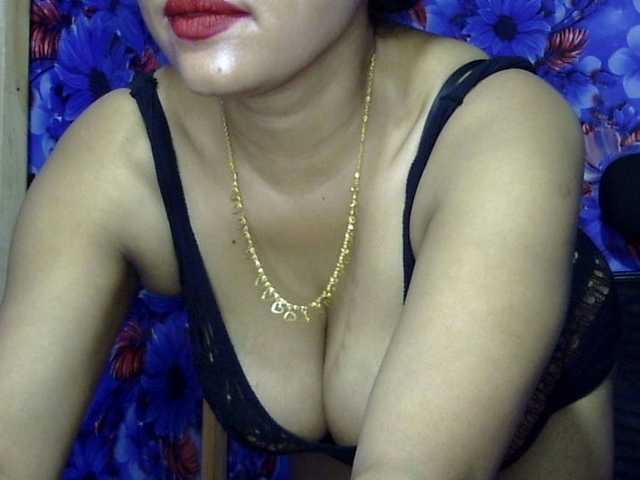 lima11 live cam on BongaCams