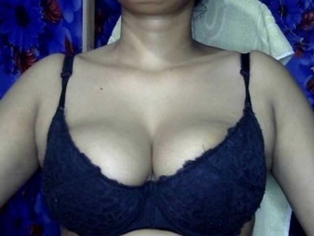 lima11's BongaCams show and profile