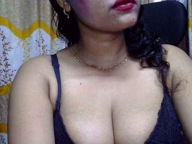 lima11 live cam on BongaCams