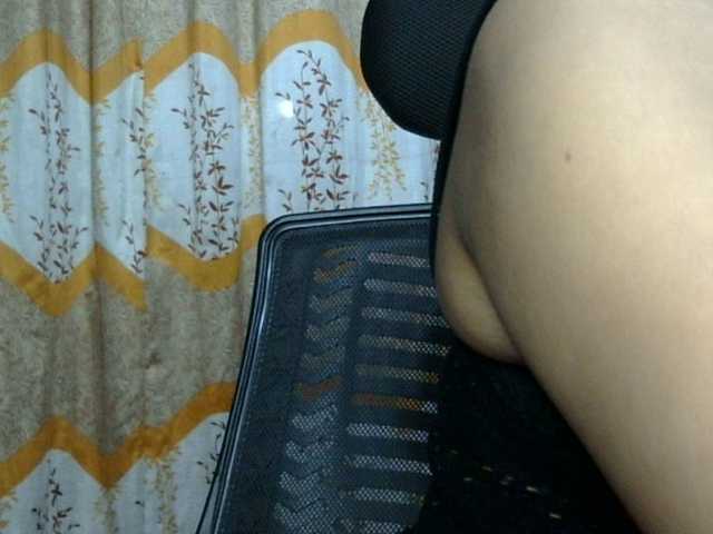 lima11 live cam on BongaCams