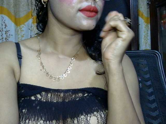 lima11 live cam on BongaCams