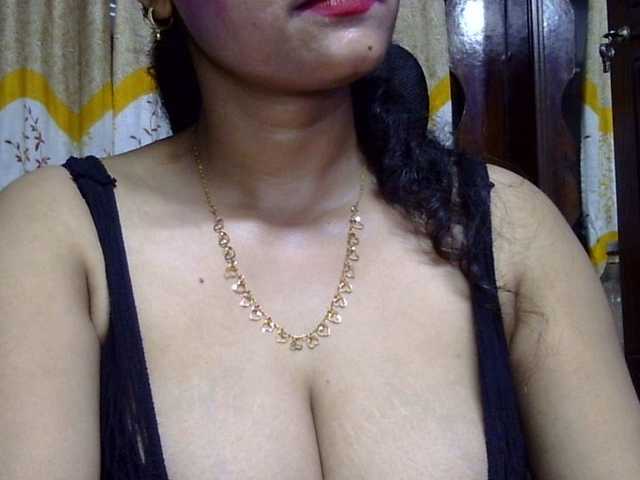 lima11 live cam on BongaCams