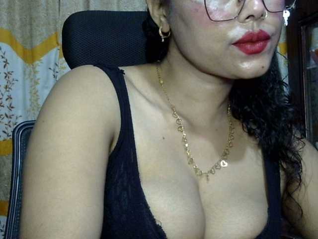 Nusrat-Mimi live cam preview