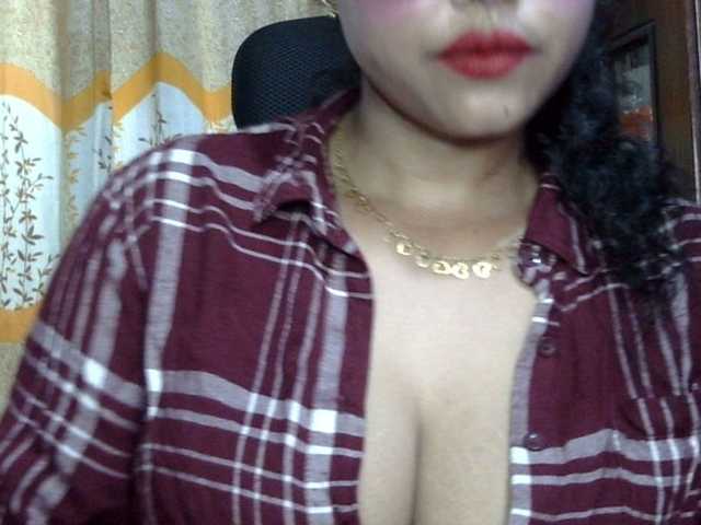 lima11 live cam on BongaCams