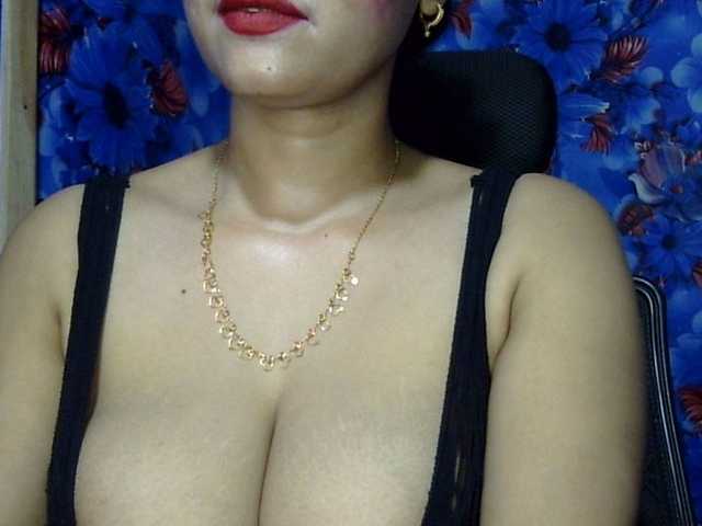 lima11 live cam on BongaCams