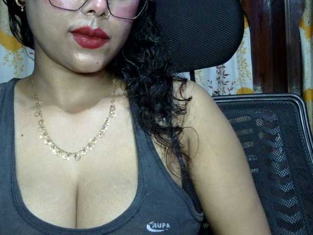 Nusrat-Mimi live cam preview