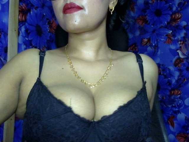 lima11 live cam on BongaCams