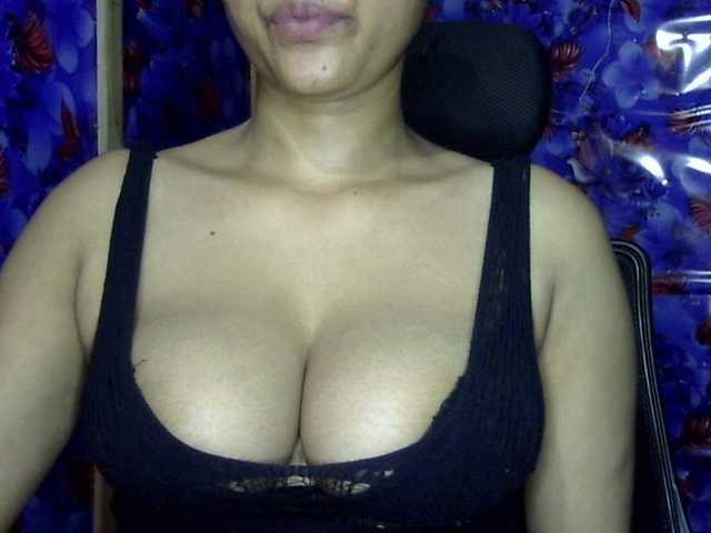 lima11's BongaCams show and profile