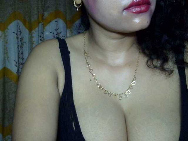 Nusrat-Mimi live cam preview
