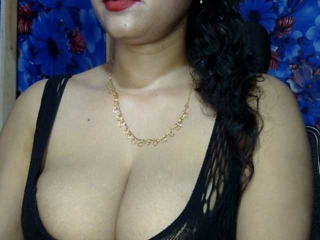 lima11 live cam on BongaCams