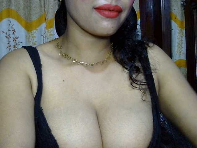 lima11 live cam on BongaCams