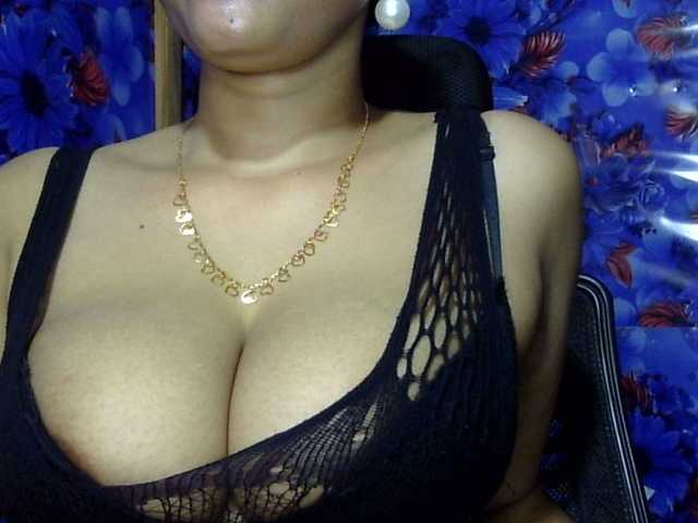 lima11 live cam on BongaCams