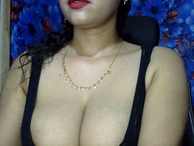 lima11 live cam on BongaCams