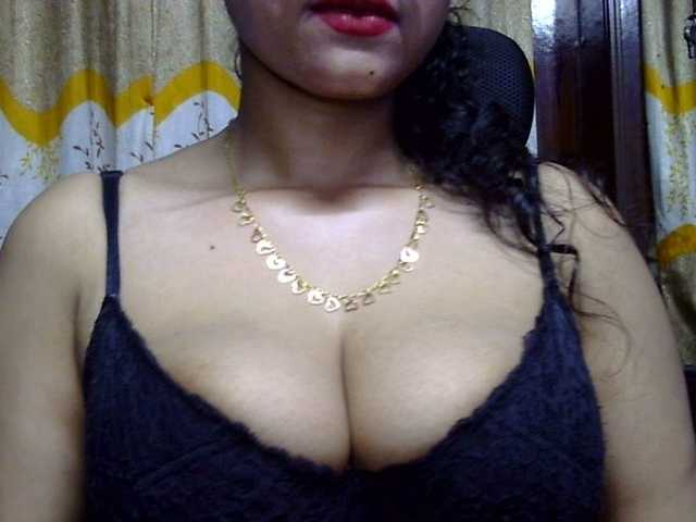 lima11 live cam on BongaCams
