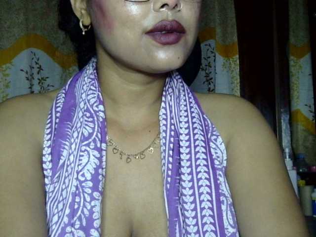 lima11 live cam on BongaCams