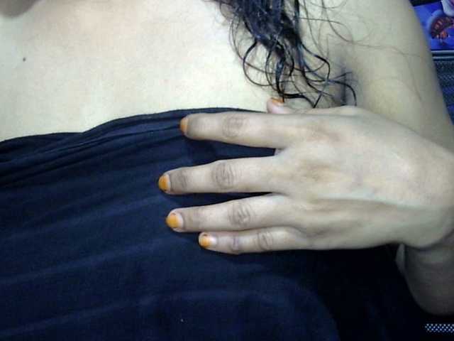 lima11 live cam on BongaCams
