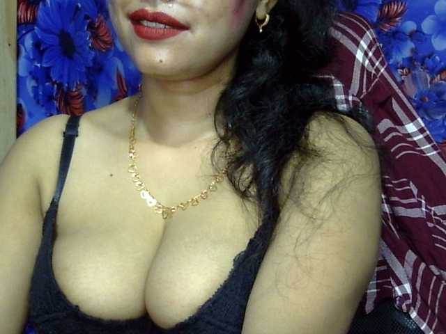 lima11 live cam on BongaCams