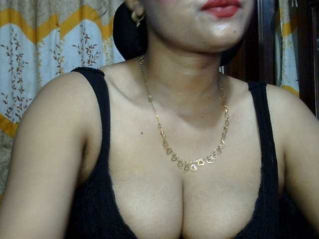 Nusrat-Mimi live cam preview