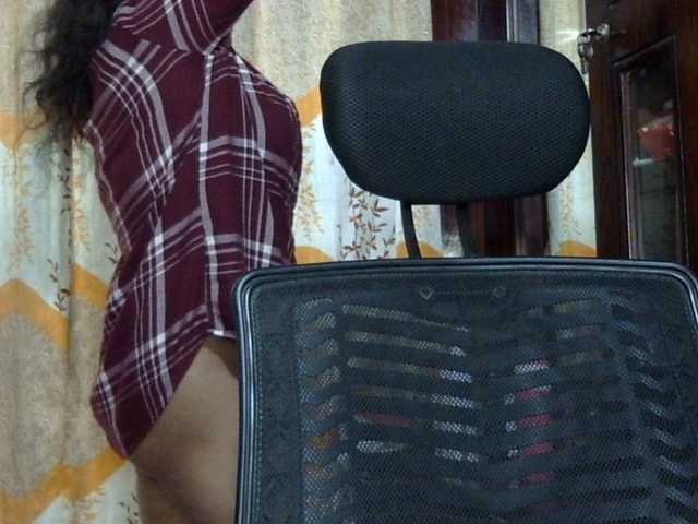 lima11 live cam on BongaCams
