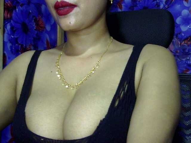 lima11 live cam on BongaCams