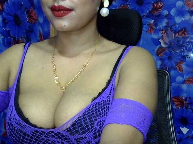 lima11 live cam on BongaCams
