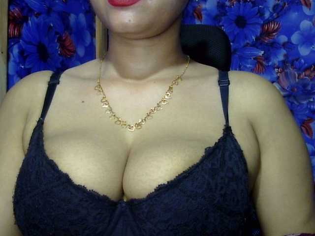 lima11 live cam on BongaCams