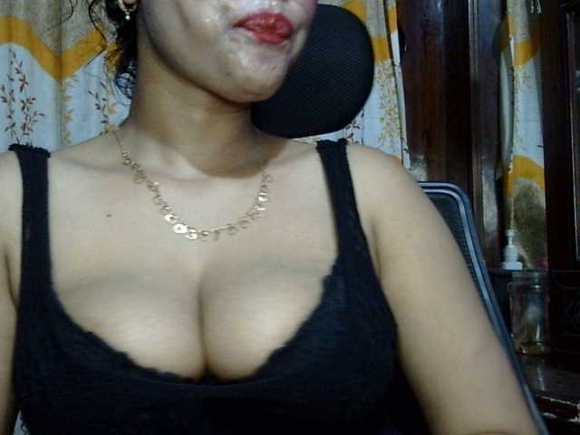Nusrat-Mimi live cam preview