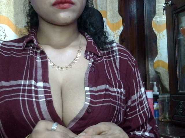 lima11 live cam on BongaCams