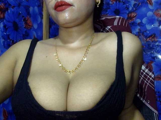 lima11 live cam on BongaCams
