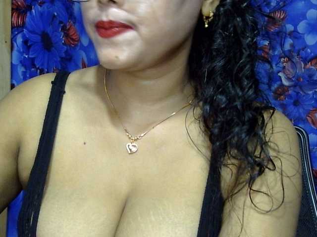 lima11 live cam on BongaCams