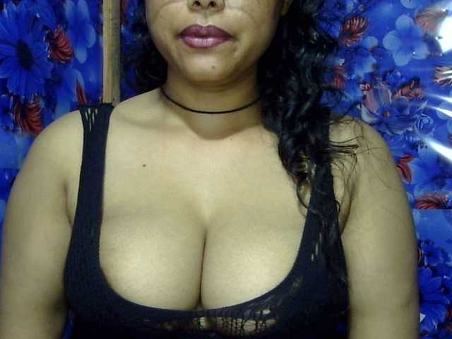 lima11 live cam on BongaCams
