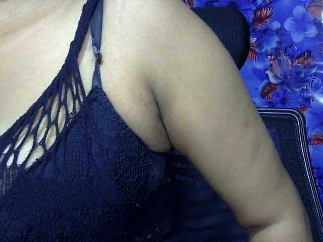 lima11 live cam on BongaCams