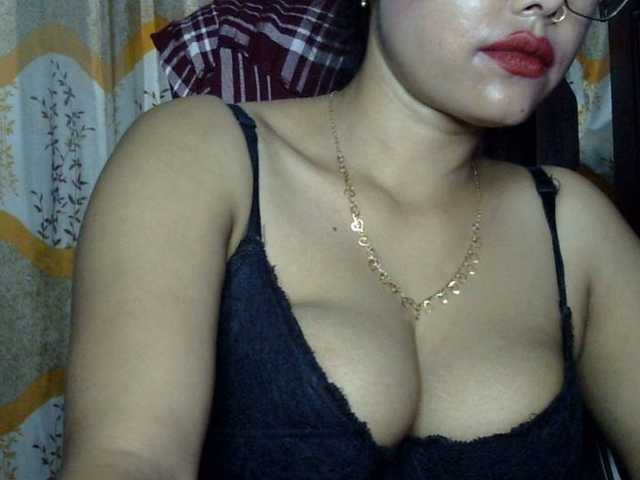 lima11 live cam on BongaCams
