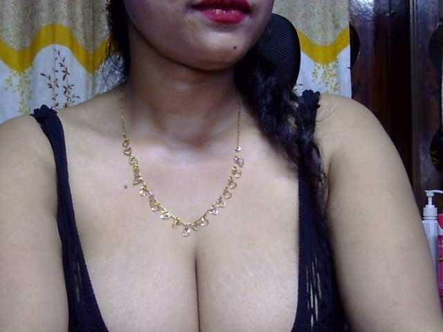lima11 live cam on BongaCams