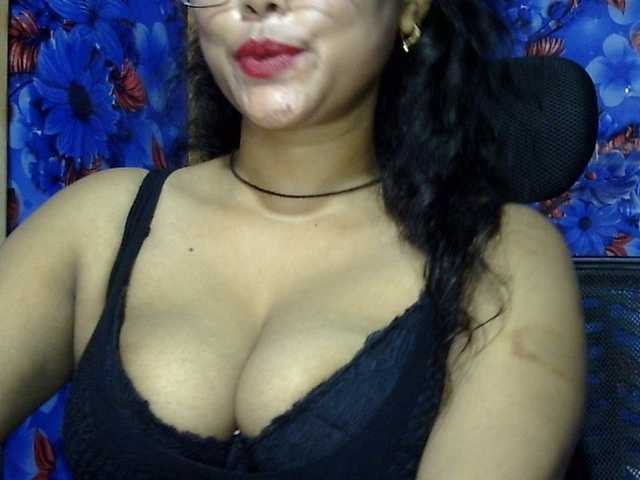 lima11 live cam on BongaCams