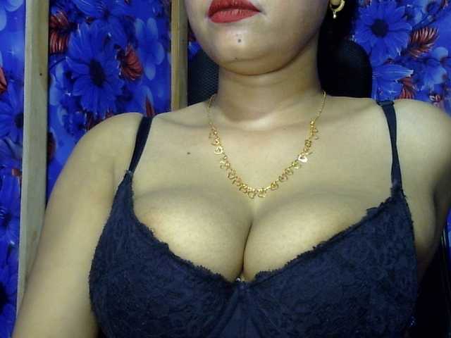 lima11 live cam on BongaCams