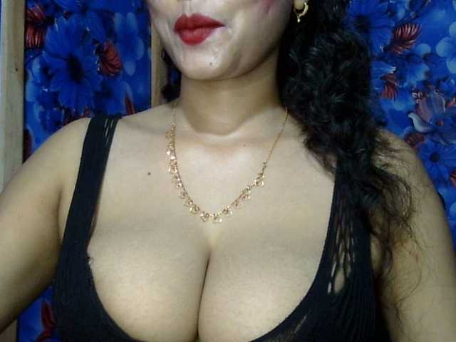 lima11 live cam on BongaCams