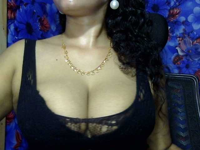 lima11 live cam on BongaCams