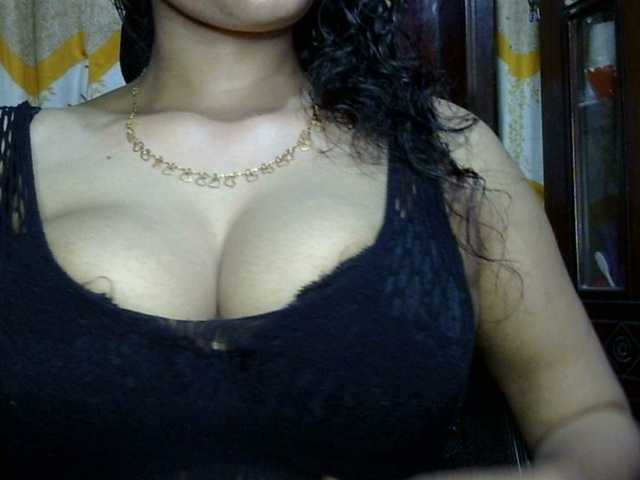 lima11 live cam on BongaCams