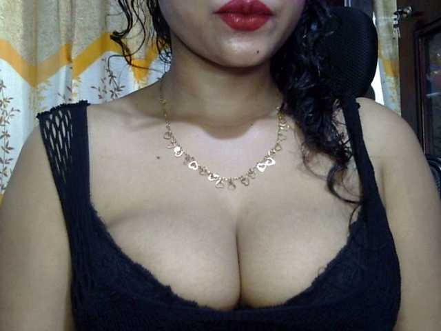 Nusrat-Mimi live cam preview