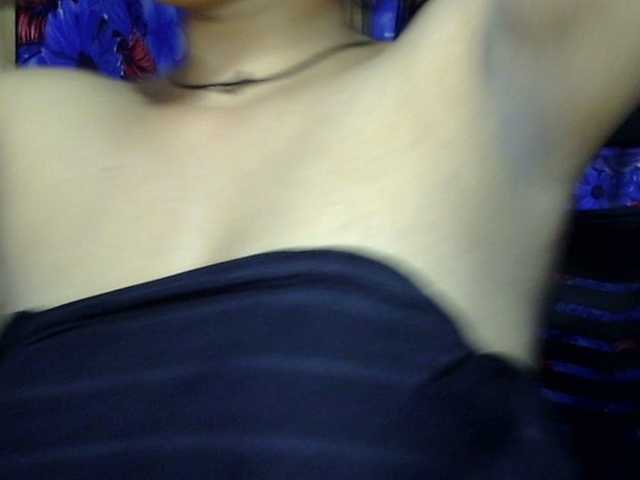 lima11 live cam on BongaCams