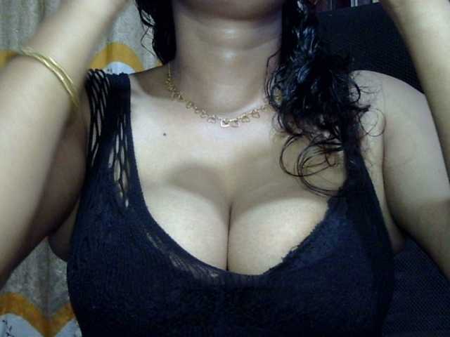 Nusrat-Mimi live cam preview